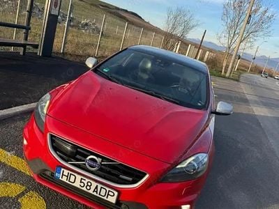 Utilizat 2015 Volvo V40 | 7.500 EUR (Preț OK)