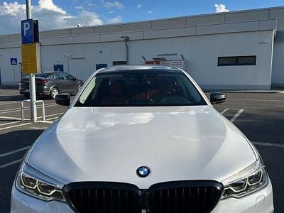 Second-hand BMW 520 Luxury Line 190 CP (139 kW) 2017 Culoarealb Berlinǎ