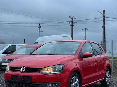 Second-hand VW Polo Comfortline 90 CP (66 kW) 2010 Culoarerosu Hatchback