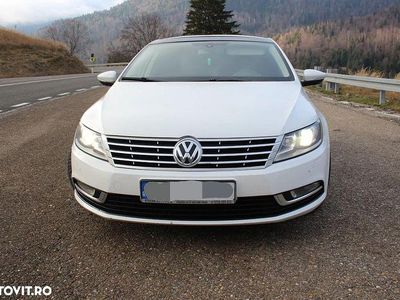 Culoarealb Utilizat 2013 VW Passat Berlinǎ | 8.500 EUR (Preț OK)