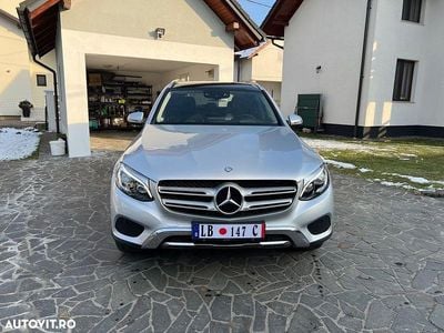 Culoareargint Utilizat 2017 Mercedes GLC250 AMG line SUV | 22.700 EUR (Preț OK)