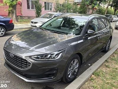 Gri Utilizat 2023 Ford Focus Titanium X Break | 20.500 EUR