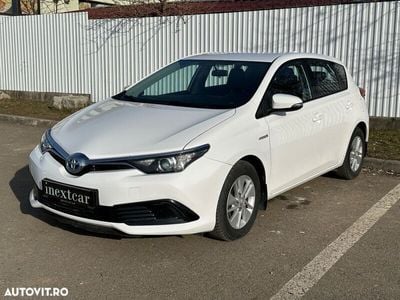 Toyota Auris Hybrid