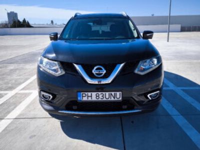 second-hand Nissan X-Trail 2015 full panoramic