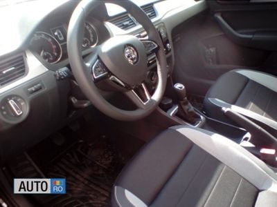 Second-hand Skoda Rapid 110 CP (80 kW) 2018 Albastru Hatchback