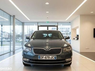 Culoaregri Second-hand 2014 Skoda Superb Comfort Berlinǎ | 7.900 EUR (Preț bun)