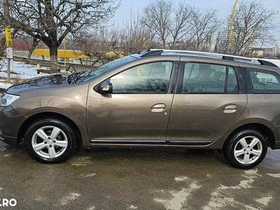 Second-hand Dacia Logan Lauréate 90 CP (66 kW) 2017 Culoaremaro Monovolum
