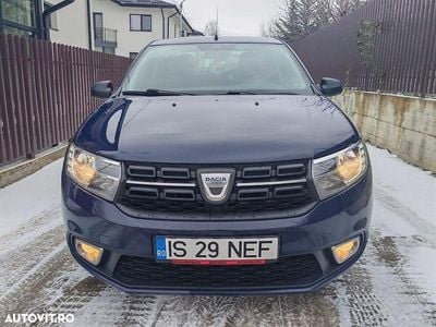 Second-hand Dacia Logan Ambiance 73 CP (53 kW) 2018 Culoarealbastru Berlinǎ