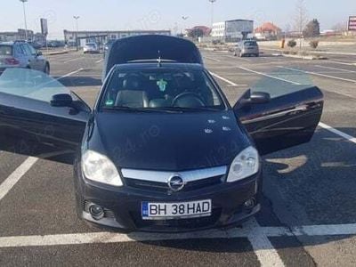 Second-hand Opel Tigra 125 CP (91 kW) 2005 Negru Cabrio