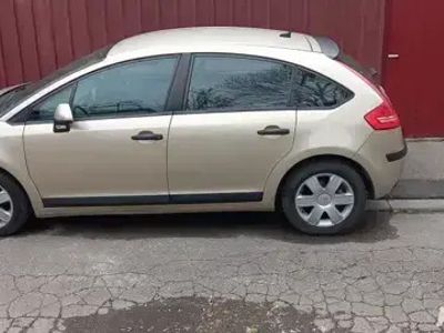 Citroën C4
