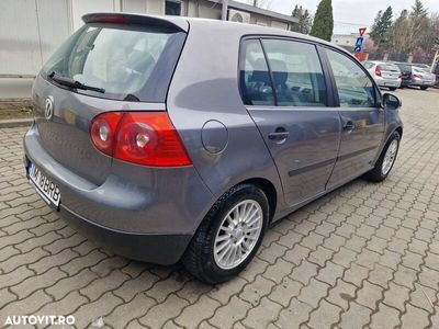 VW Golf V