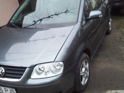 Gri Utilizat 2006 VW Touran Monovolum | 4.500 EUR