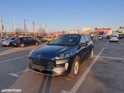 Second-hand Ford Kuga Titanium 190 CP (139 kW) 2023 Culoarealbastru SUV