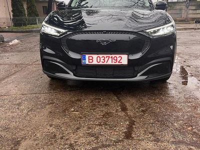 Second-hand Ford Mustang Mach-E 197 kW (269 CP) 2023 Culoarenegru SUV