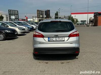Gri Utilizat 2012 Ford Focus Hatchback | 3.499 EUR