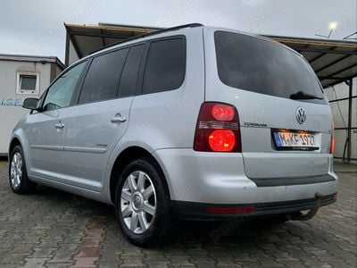 VW Touran
