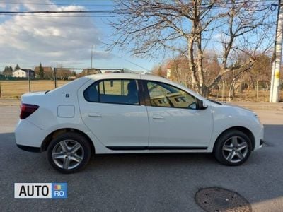 Second-hand Dacia Logan Prestige 75 CP (55 kW) 2015 Alb Berlinǎ