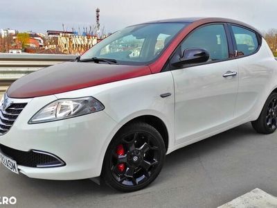 second-hand Lancia Ypsilon euro5, panoramic, start&stop, asistență pornire în ramp