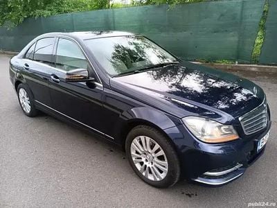 Second-hand Mercedes C220 170 CP (125 kW) 2014 Berlinǎ