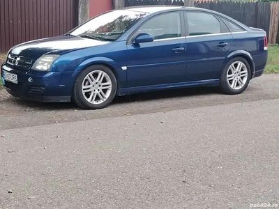 Utilizat 2004 Opel Vectra Berlinǎ | 1.800 EUR