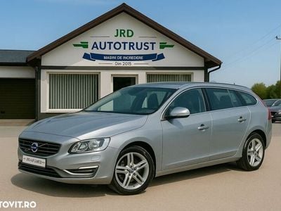 Second-hand Volvo V60 215 CP (158 kW) 2016 Gri Break