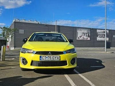 Second-hand Mitsubishi Lancer Invite 117 CP (86 kW) 2017 Culoaregalbeuriu Berlinǎ