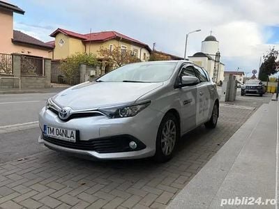 Toyota Auris Hybrid