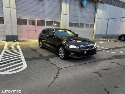Culoarenegru Second-hand 2021 BMW 320 Luxury Line Break | 24.250 EUR (Puțin scump)