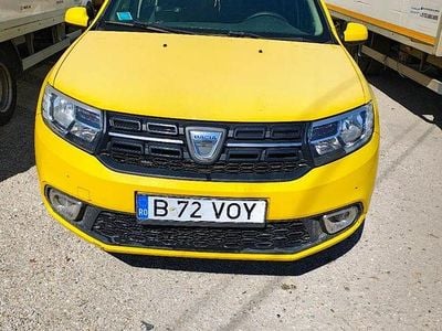 Culoaregalbeuriu Utilizat 2017 Dacia Logan Prestige Berlinǎ | 3.200 EUR (Preț OK)