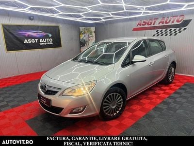 Second-hand Opel Astra 100 CP (73 kW) 2011 Culoareargint Hatchback