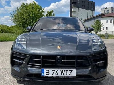 Porsche Macan S