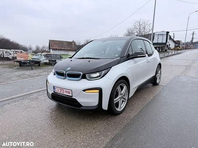 Second-hand BMW i3 Sport Line 135 kW (184 CP) 2018 Culoarealb Hatchback