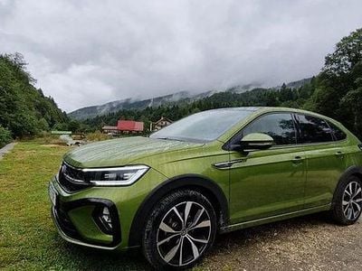 Second-hand VW Taigo R-line 150 CP (110 kW) 2023 Culoareverde SUV