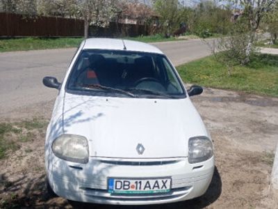 second-hand Renault Clio II / 2001 / benzină