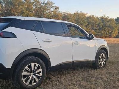 Second-hand Peugeot 2008 75 CP (55 kW) 2020 Culoarealb SUV