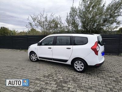 Alb Utilizat 2016 Dacia Lodgy Monovolum | 6.750 EUR