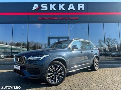 Second-hand Volvo XC90 Momentum 235 CP (172 kW) 2021 Albastru SUV