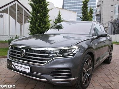 Culoarealte culori Utilizat 2020 VW Touareg Style SUV | 49.980 EUR (Scump)