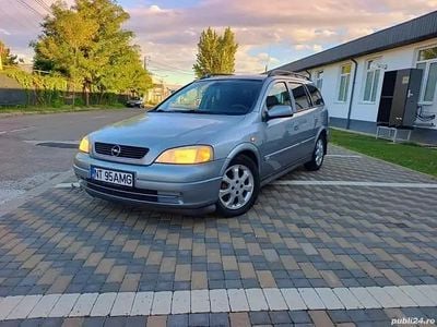 Gri Utilizat 2004 Opel Astra Break | 1.690 EUR (Puțin scump)