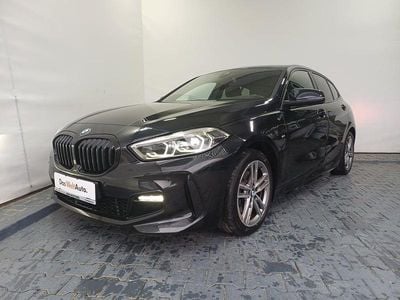 Second-hand BMW 118 Luxury Line 136 CP (100 kW) 2022 Negru  metalic Hatchback