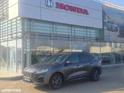 Second-hand Ford Kuga ST-Line 190 CP (139 kW) 2022 Culoaregri SUV