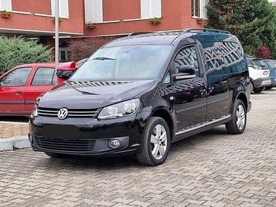 Culoarenegru Utilizat 2012 VW Caddy Monovolum | 7.450 EUR (Preț OK)