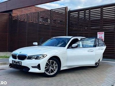 BMW 330e