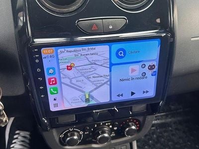 Culoarealb Utilizat 2016 Dacia Duster Lauréate SUV | 8.700 EUR (Preț OK)