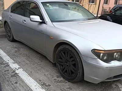 Second-hand 2004 BMW 730 Berlinǎ | 2.300 EUR