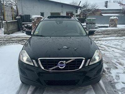 Second-hand Volvo XC60 215 CP (158 kW) 2011 Culoarenegru SUV
