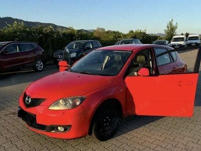 Rosu Utilizat 2007 Mazda 3 Hatchback | 1.300 EUR (Super Preț)