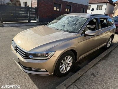 Second-hand VW Passat Comfortline 150 CP (110 kW) 2016 Culoaregalbeuriu Break