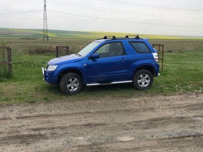 Second-hand Suzuki Grand Vitara 105 CP (77 kW) 2007 Albastru SUV