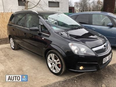 second-hand Opel Zafira POSIBILITATE SI IN RATE FARA AVANS / 1,9 CDTI 150 CAI / 7 LOCURI / EURO 4